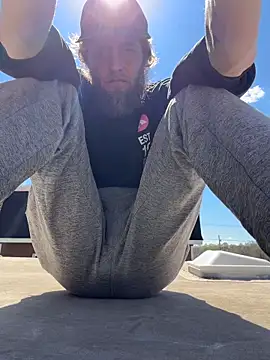 Snapshot of high3ndlowlife chatting on March 2026 06:01:01 PM high3ndlowlife online show from March 2026 06:01:01 PM