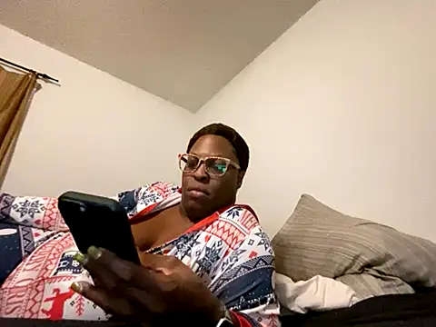 KANDIS864 online show from September 2025 11:41:01 PM