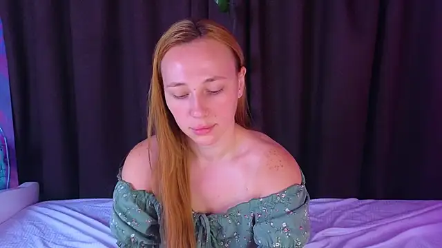 Snapshot of BettyStevenson chatting on September 2025 07:08:02 AM BettyStevenson online show from September 2025 07:08:02 AM