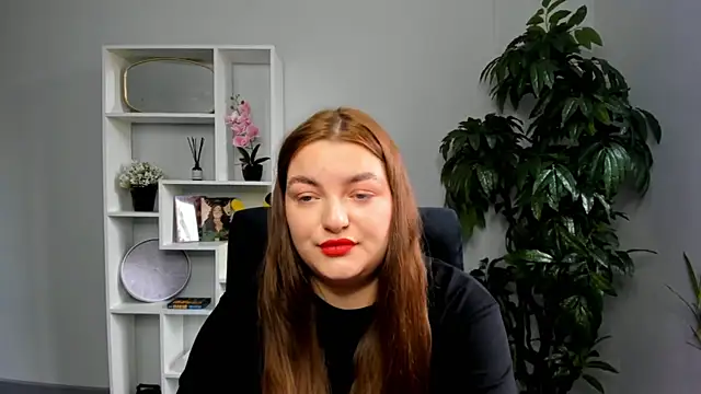 Snapshot of IreneConner chatting on September 2025 06:40:02 AM IreneConner online show from September 2025 06:40:02 AM