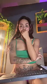 RACHELRUIZ online show from December 2025 06:50:01 PM