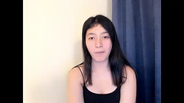 Snapshot of Mayachka333 chatting on September 2025 04:40:01 PM Mayachka333 online show from September 2025 04:40:01 PM