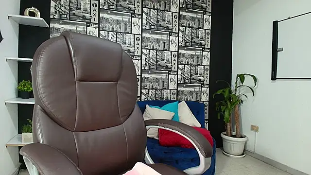 Mia Morelli  online show from September 2025 04:18:02 AM