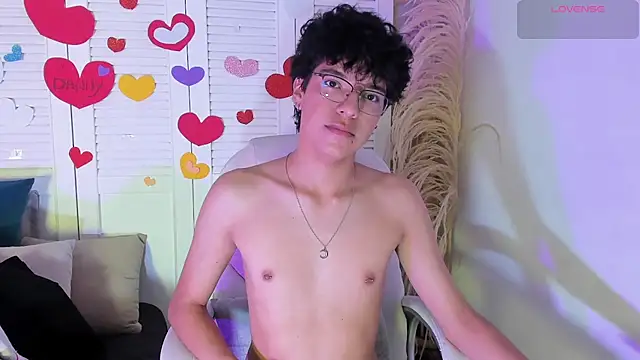 miilo wolf online show from September 2025 11:43:02 AM