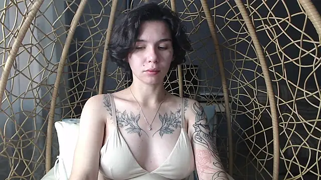 Snapshot of _AnnaSun chatting on September 2025 03:38:02 PM AnnaSun online show from September 2025 03:38:02 PM