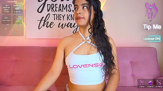 Snapshot of SunnyGilmoree chatting on November 2025 08:09:01 PM SunnyGilmoree online show from November 2025 08:09:01 PM