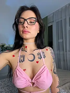 Snapshot of kaonasssiii chatting on February 2026 05:10:02 PM kaonasssiii online show from February 2026 05:10:02 PM