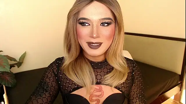 mslilly croft online show from December 2025 05:41:01 PM