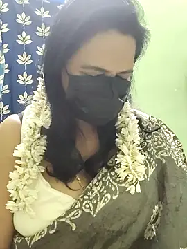 Snapshot of mallu-lover chatting on November 2025 03:56:01 PM mallu-lover online show from November 2025 03:56:01 PM