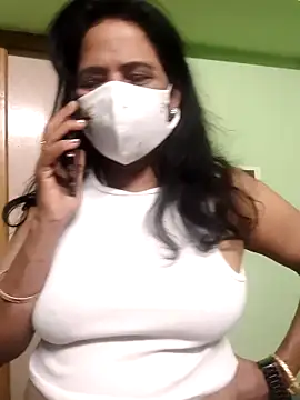 Snapshot of mallu-lover chatting on November 2025 06:15:01 PM mallu-lover online show from November 2025 06:15:01 PM