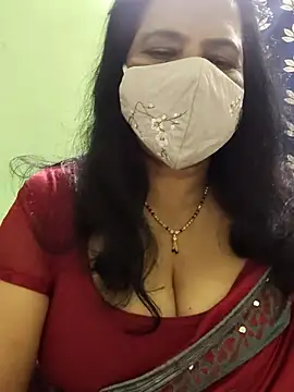 Snapshot of mallu-lover chatting on December 2025 05:07:01 PM mallu-lover online show from December 2025 05:07:01 PM