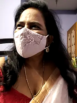 Snapshot of mallu-lover chatting on December 2025 05:46:01 AM mallu-lover online show from December 2025 05:46:01 AM