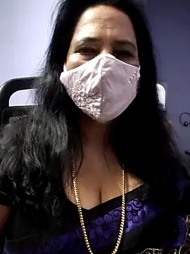 Snapshot of mallu-lover chatting on December 2025 03:15:02 AM mallu-lover online show from December 2025 03:15:02 AM