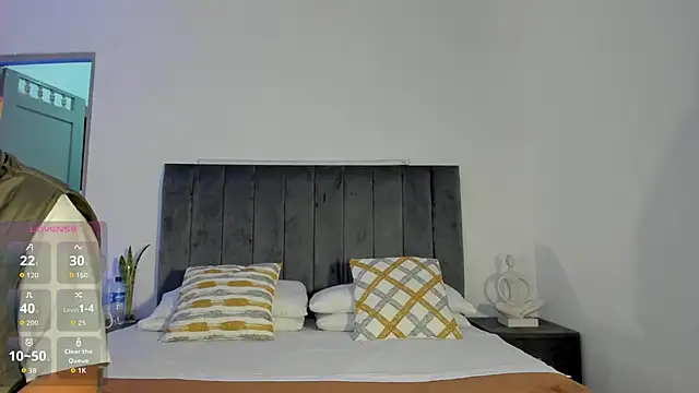 NoahLux online show from October 2025 07:34:01 PM