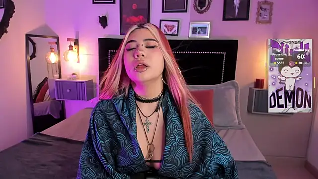 pinkk deemon online show from May 2026 12:57:02 PM