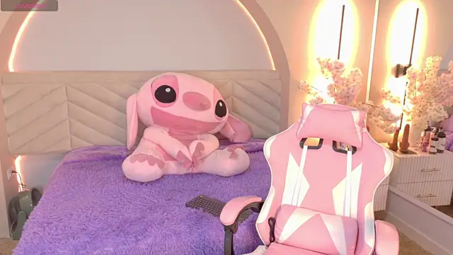 Snapshot of amy_miller1 chatting on March 2026 08:27:02 PM amy miller1 online show from March 2026 08:27:02 PM