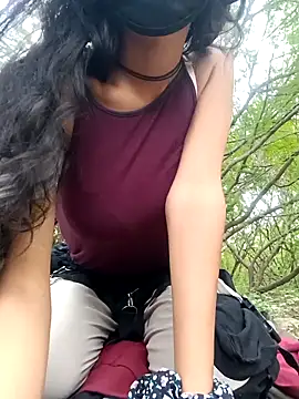 Snapshot of NaughtyMiuw chatting on December 2025 08:14:01 PM NaughtyMiuw online show from December 2025 08:14:01 PM