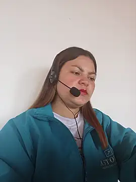 LUCIANA  99 online show from October 2025 01:31:01 PM