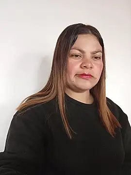 LUCIANA  99 online show from October 2025 04:18:01 PM