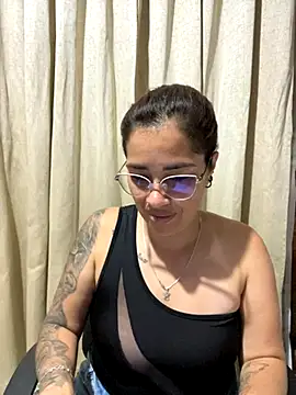 Camila Garcia  online show from November 2025 07:09:01 AM