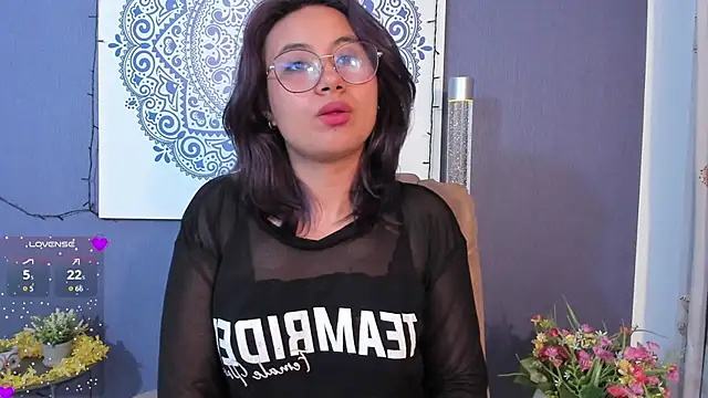 Snapshot of Nova_allen chatting on September 2025 11:30:02 PM Nova allen online show from September 2025 11:30:02 PM