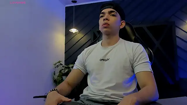 Snapshot of Eryonbradley chatting on September 2025 01:58:02 PM Eryonbradley online show from September 2025 01:58:02 PM