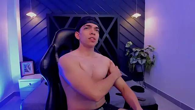 Snapshot of Eryonbradley chatting on September 2025 04:12:01 PM Eryonbradley online show from September 2025 04:12:01 PM