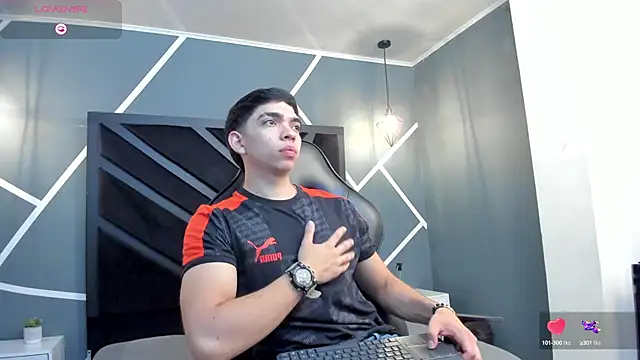 Snapshot of Eryonbradley chatting on October 2025 11:41:02 AM Eryonbradley online show from October 2025 11:41:02 AM