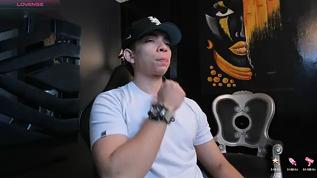 Snapshot of Eryonbradley chatting on October 2025 11:21:02 AM Eryonbradley online show from October 2025 11:21:02 AM