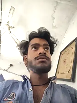 Snapshot of yashuuuu021 chatting on February 2026 11:39:01 AM yashuuuu021 online show from February 2026 11:39:01 AM