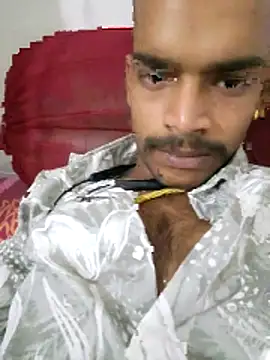 Snapshot of yashuuuu021 chatting on April 2026 01:41:01 PM yashuuuu021 online show from April 2026 01:41:01 PM