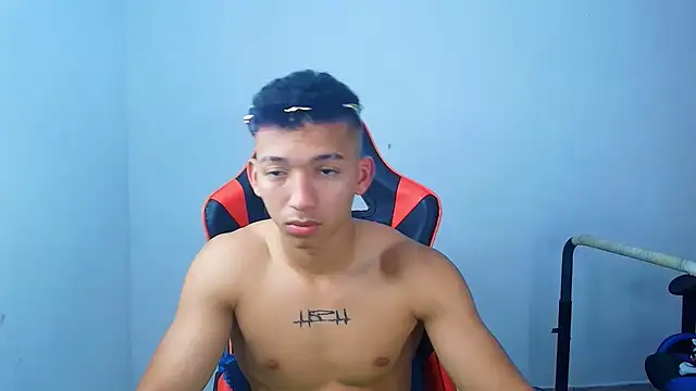 Snapshot of JuanchiT66 chatting on September 2025 03:31:01 AM JuanchiT66 online show from September 2025 03:31:01 AM