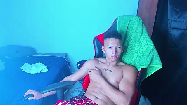 JuanchiT66 online show from April 2026 12:15:01 PM