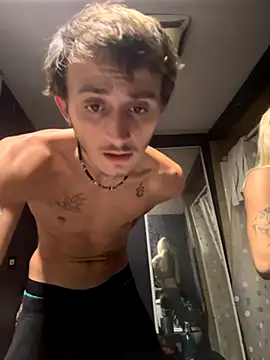 StoneyCam online show from October 2025 06:23:02 AM