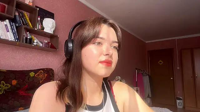 Snapshot of PUP_PUP_Sea chatting on September 2025 07:07:01 AM PUP PUP Sea online show from September 2025 07:07:01 AM