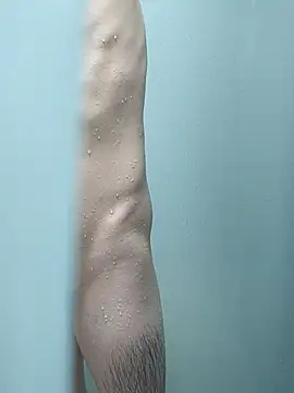 Snapshot of Qing_Long chatting on November 2025 01:06:01 PM Qing Long online show from November 2025 01:06:01 PM