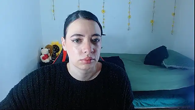 sajecrismaa online show from June 2026 05:06:01 PM