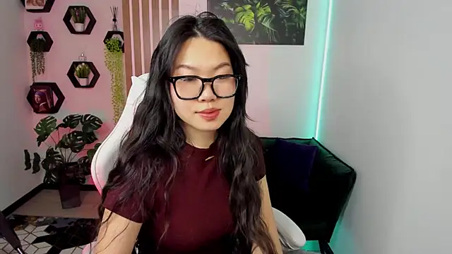 LunaPurrr online show from February 2026 12:05:02 AM