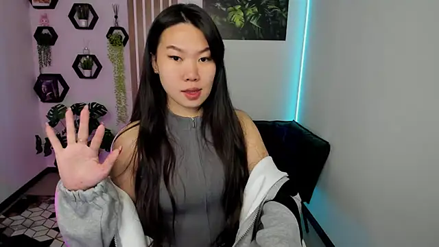 LunaPurrr online show from February 2026 10:25:02 PM