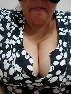 evli ateslicift online show from September 2025 07:30:02 PM