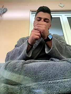 imooLoov online show from October 2025 07:29:01 AM