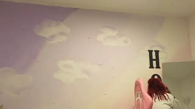 Catherine Smith  online show from October 2025 01:09:01 PM