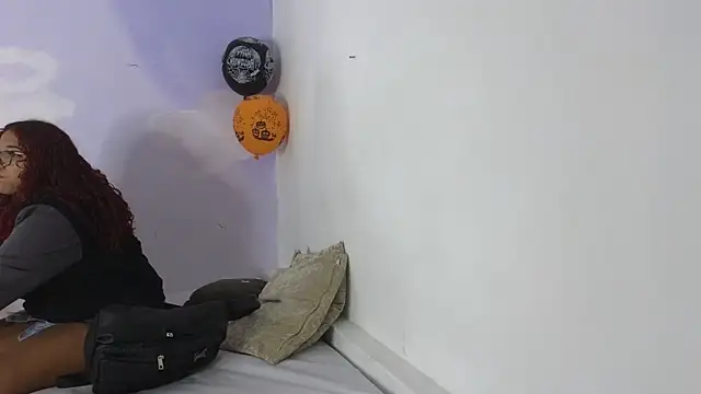 Catherine Smith  online show from October 2025 12:06:02 PM