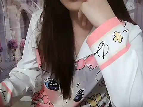 Snapshot of Linda-24 chatting on November 2025 01:45:02 PM Linda-24 online show from November 2025 01:45:02 PM