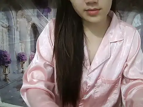 Snapshot of Linda-24 chatting on November 2025 01:25:02 PM Linda-24 online show from November 2025 01:25:02 PM