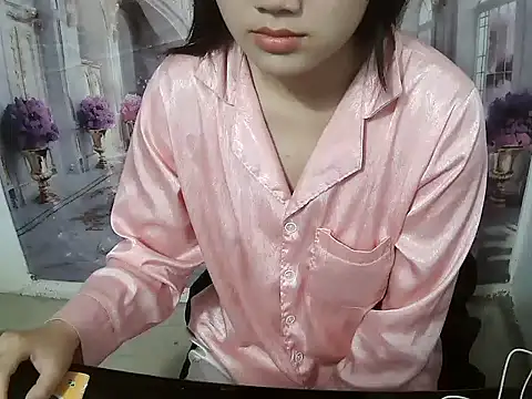 Snapshot of Linda-24 chatting on January 2026 09:57:01 PM Linda-24 online show from January 2026 09:57:01 PM