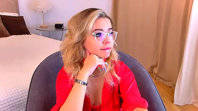 Snapshot of PrincessSlay chatting on September 2025 05:20:02 AM PrincessSlay online show from September 2025 05:20:02 AM