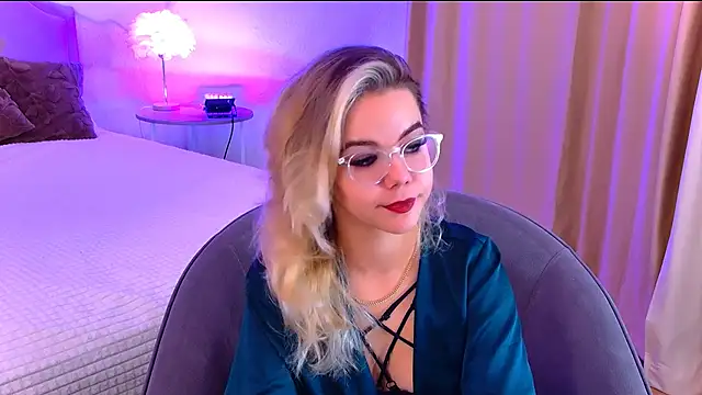Snapshot of PrincessSlay chatting on September 2025 05:31:01 AM PrincessSlay online show from September 2025 05:31:01 AM
