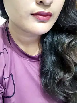 Snapshot of Cute_pinkii chatting on November 2025 08:08:01 PM Cute pinkii online show from November 2025 08:08:01 PM