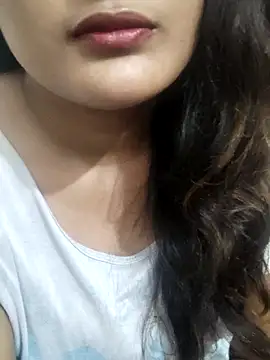 Snapshot of Cute_pinkii chatting on November 2025 07:56:02 PM Cute pinkii online show from November 2025 07:56:02 PM